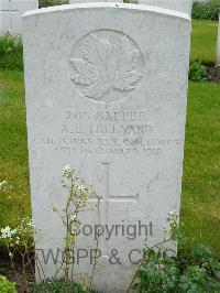 Etaples Military Cemetery - Hillyard, A E